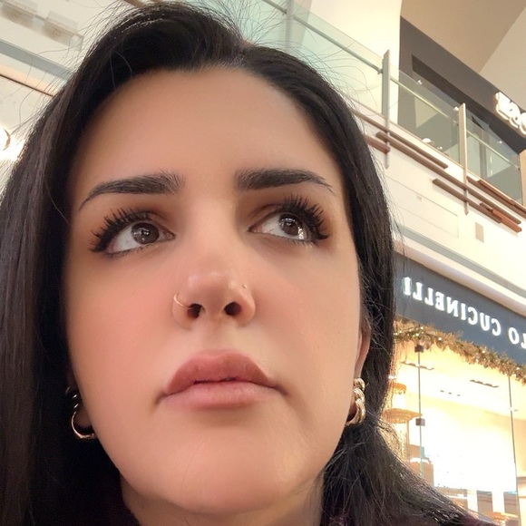 Meet your Posher, Khatera - Picture 6 of 7